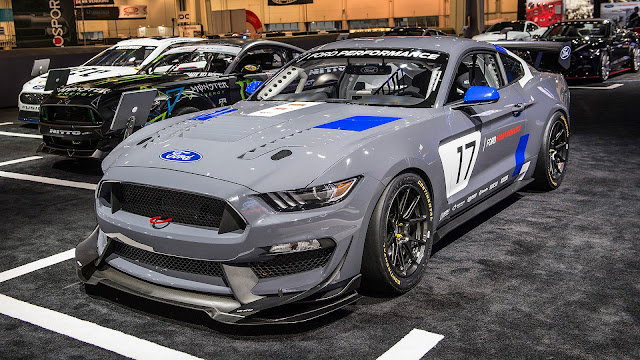 2016 Ford Mustang GT4