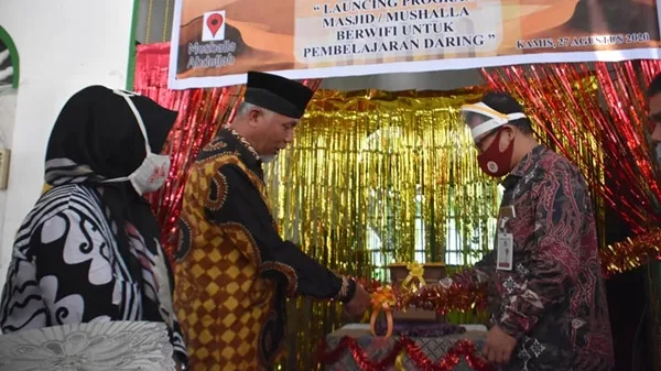 Wako Mahyeldi Apresiasi Program Masjid/Musala Berwifi KKN UIN IB Padang 
