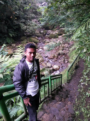 Curug_ngumpet_gunung_salak_endah