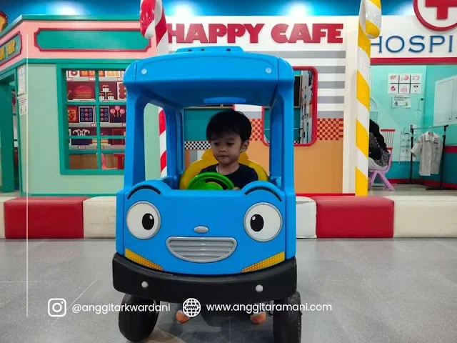 Happy land indoor Playground Surabaya