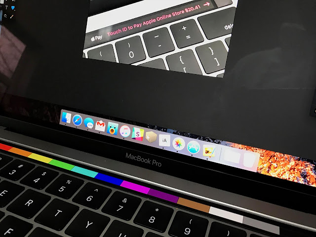 Pixelmator di Touch Bar MacBook Pro