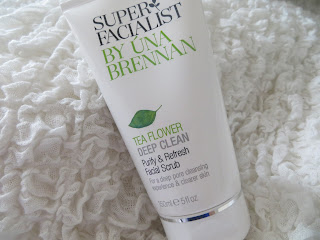 Review, Skincare, Una Brennan, Super, Facial, Scrub, Tea, Flower, Polish, Boots, Scent, Blog