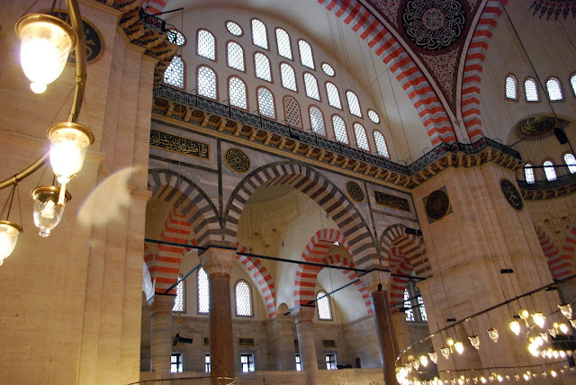 Сулеймание (Süleymaniye Camii), Стамбул, Турция.