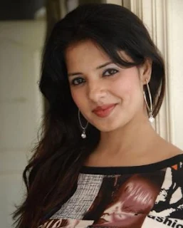 Saloni Family Husband Son Daughter Father Mother Marriage Photos Biography Profile.