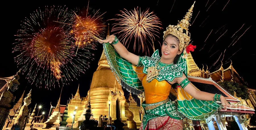 vacaciones en Tailandia, la vida nocturna en Bangkok, la noche en Tailandia, Pattaya Beach, Tailandia palacio real, la cultura de Tailandia, holiday around the world, 