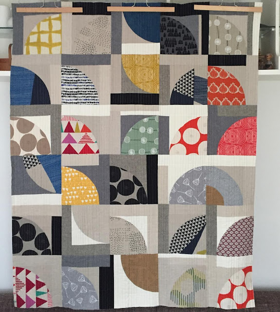 Inspiration blog post series - Quarter circles linen quilt by Sarah Hibbert