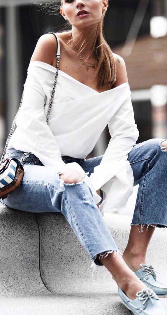 casual style obsession: off shoulder top + rips + bag
