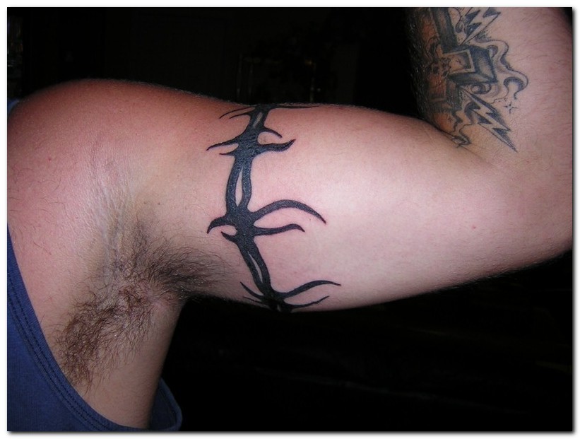 barbed wire tattoo designs. Barb wire tattoo designs,