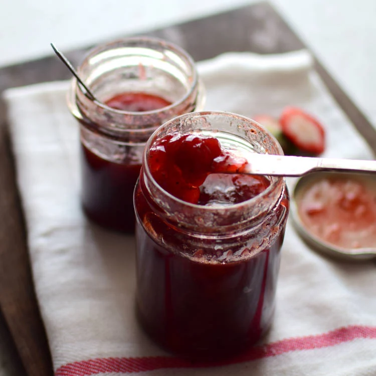 Receta para preparar mermelada casera de fresas y vinagre balsámico