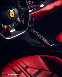 Ferrari 812 Superfast steering wheel