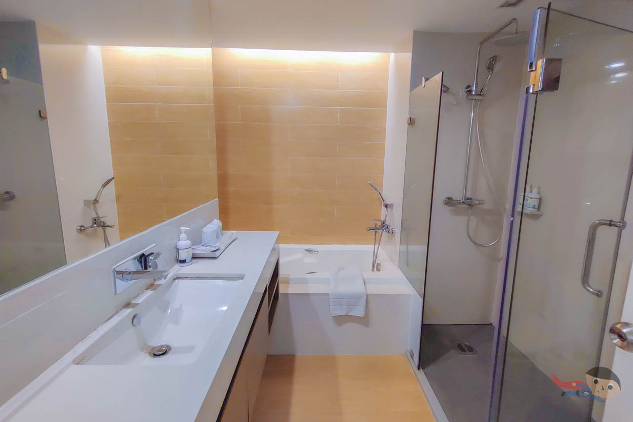 Bathroom view of room in Aster Hotel, Pattaya