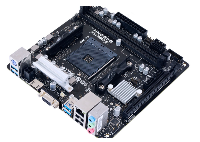 شريحة B450 من AMD تدخل في أصغر لوحة من Biostar!