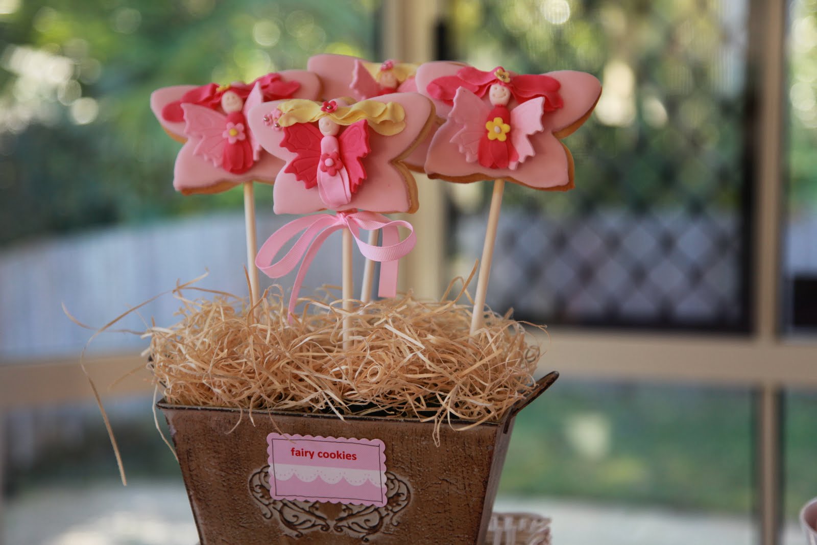 cake pops display stand  available through specialty baking stores and cake decorating shops