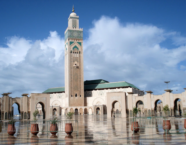 10 Masjid Terbesar di Dunia. gambar masjid, masjid unik. masjid termegah. masjid di dunia. masjid unik-bagus.