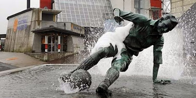 Sir Tom Finney (National Football Museum)