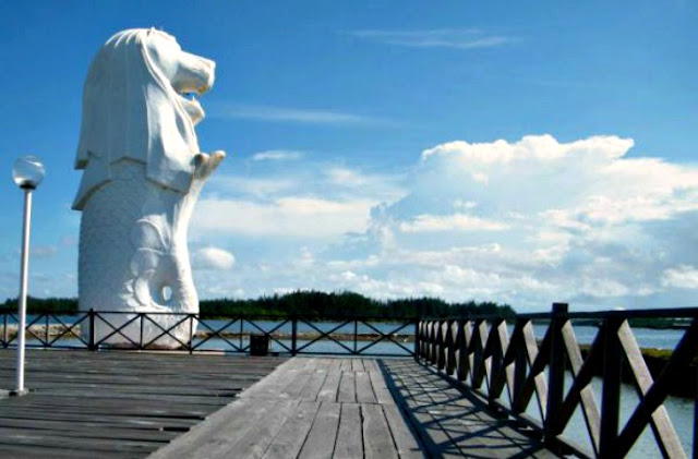 Patung Singa Bontang