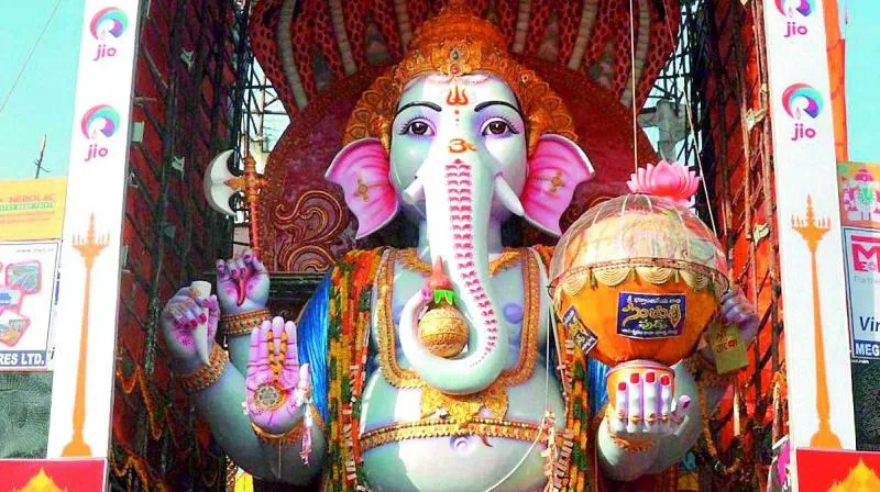 గణేష్‌ దీక్షమాలాధారణ -Ganesh Deeksha maalaadhaarana