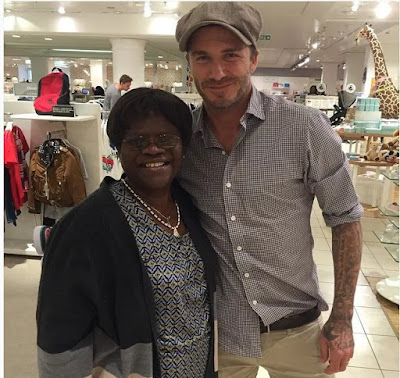 Cute Tiwa Savage’s Mum Takes Picture With David Beckham
