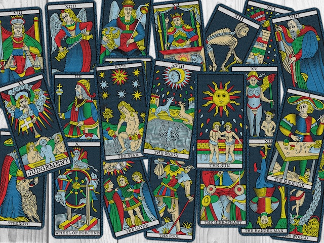 Cartas positivas y negativas en el tarot