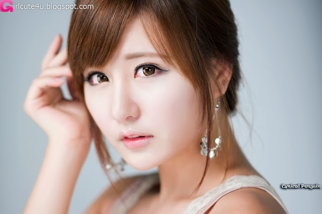 Ryu-Ji-Hye-V-Neck-Sequin-Dress-03-very cute asian girl-girlcute4u.blogspot.com