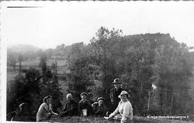 Photo de famille : groupes trois et plus.