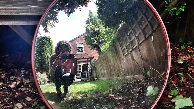 Project 365 2015 day 173 - Mirror photo // 76sunflowers