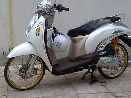 modif motor honda scoopy Racing Look Style Honda modifikasi thailand