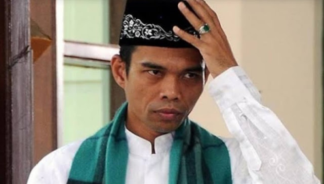 Dikabarkan Ustaz Abdul Somad Cerai 