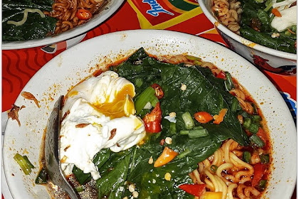 Keuntungan Manis di Balik Bisnis Warung Indomie