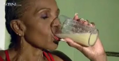 Meet Ernestine Shepherd, 74-Year-Old Woman with a Six-Pack Seen On lolpicturegallery.blogspot.com