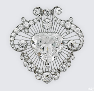 Cullinan V Brooch (The Heat-Shaped Diamond Brooch)