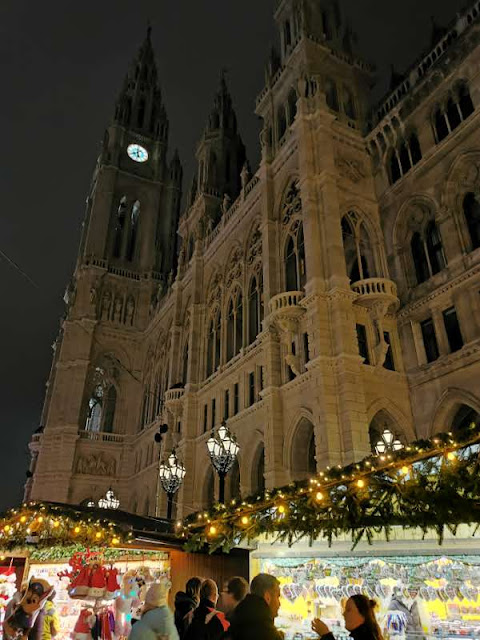 Wiedeń – nastrojowe jarmarki bożonarodzeniowe
