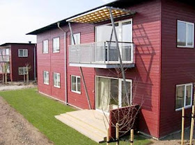 RED Scandinavian Flat Pack Houses in UK