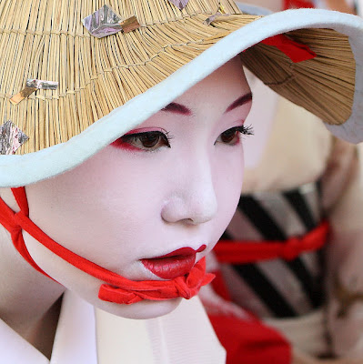 Fotografías e imágenes de Geishas (Mujeres y Kimonos)