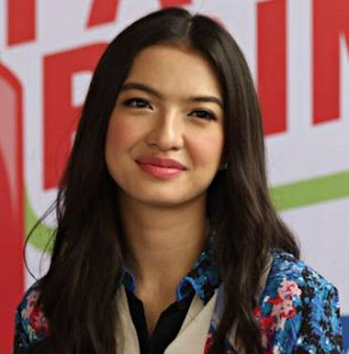 5 Artis Cantik Yang Suka Naik Gunung