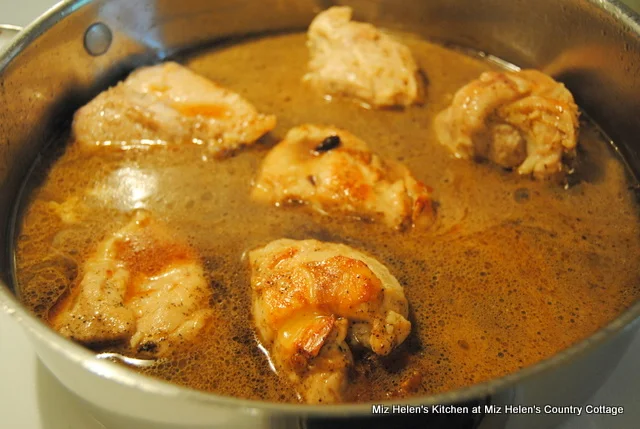 Island Skillet Chicken at Miz Helen's Country Cottage