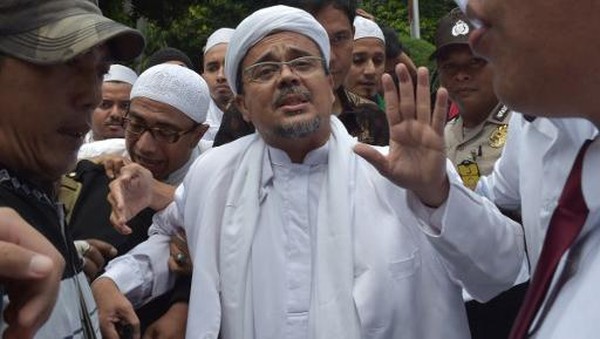 Pulang ke Indonesia, Habib Rizieq Akan Jenguk Bahar bin Smith di Penjara?