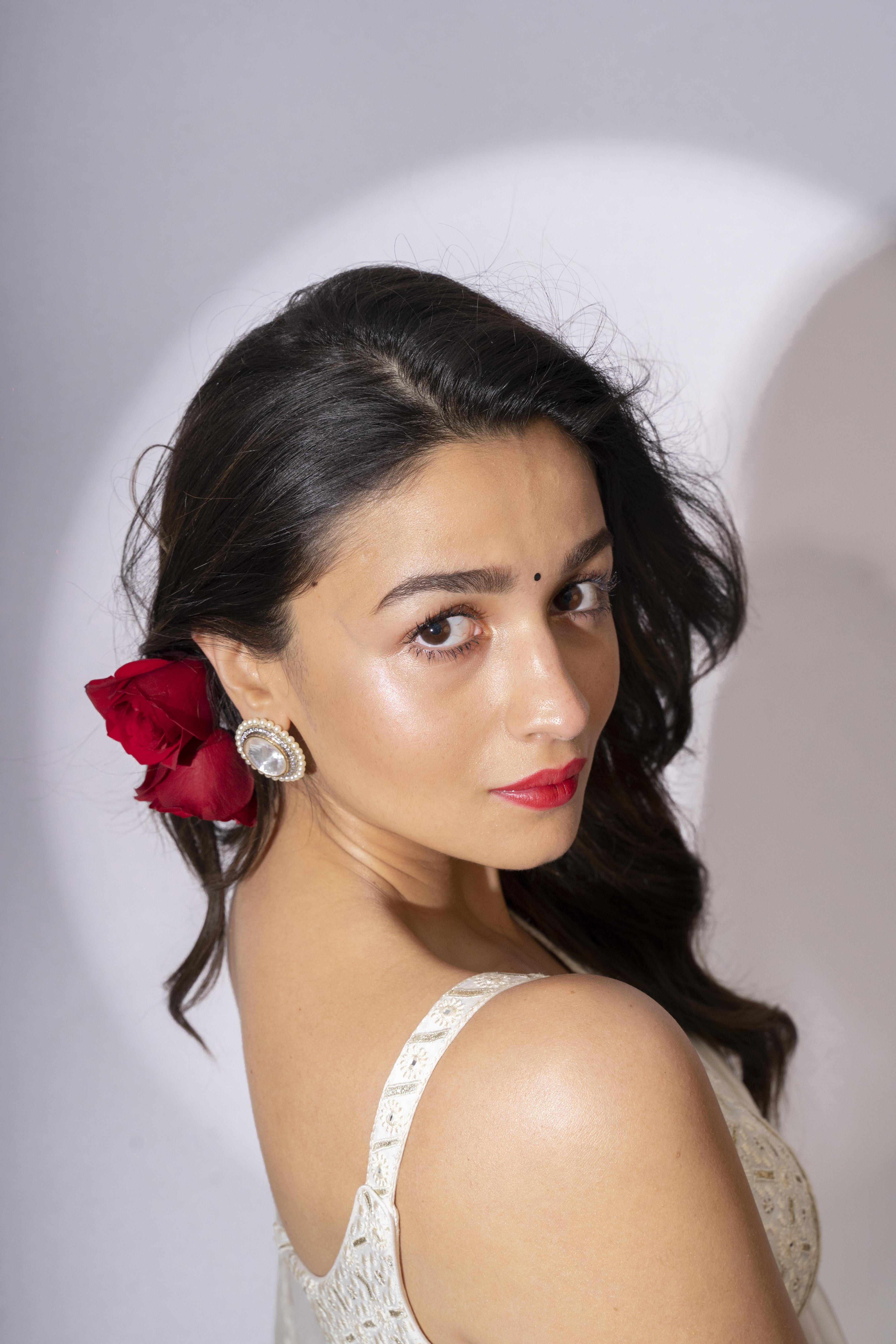 Alia Bhatt UHD HD High Re-Solution Photos