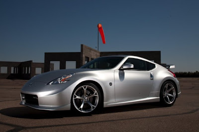 2010 Nissan Nismo 370Z Front Angle View