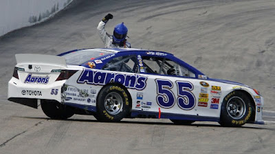 Brian Vickers #55 MWR Aaron's Dream Machine