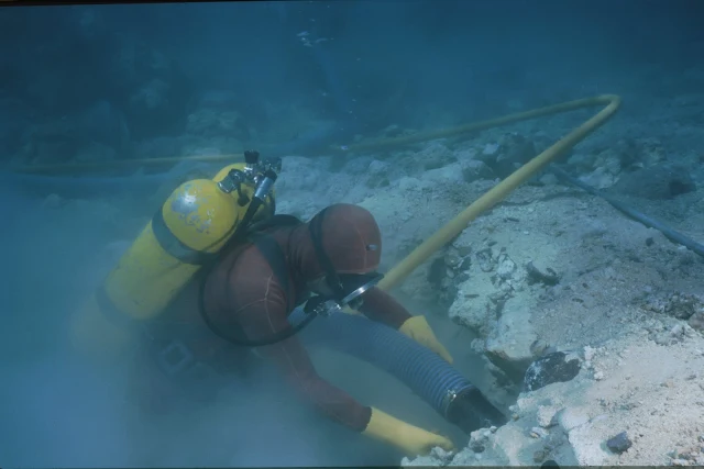 Exploration at the excavation site of Kanduli shoal shipwreck