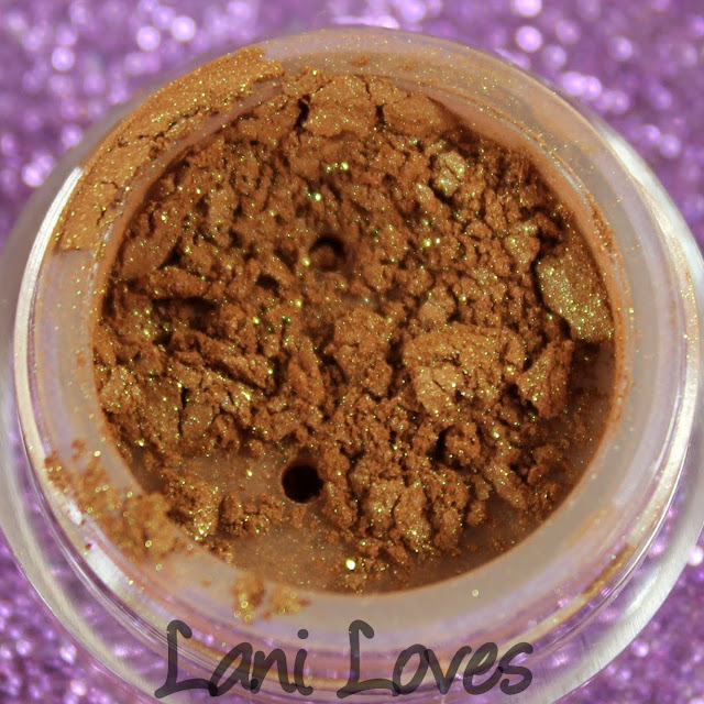 Darling Girl Baby Groot eyeshadow swatches & review