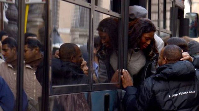 Infernetto, bus impossibile al mattino verso Roma