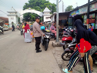 Tingkatkan KRYD, Anggota Polsek Kasemen Polresta Serkot Rutin Laksanakan Patroli Dialogis