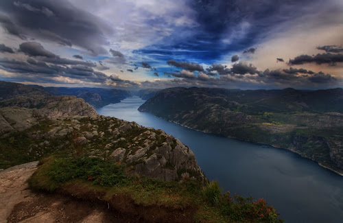 Amazing Cliffs of Norway- BASE Jumpers Paradise