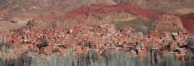 One of the world-famous historical sites in Iran is Abyane, a very beautiful ancient village in Isfahan province. This village is located on foot of Karkass Mountain, 70 km to the southeast of Kashan.