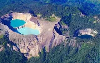 Danau Kelimutu