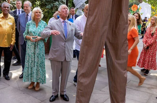 Camilla, Duchess of Cornwall wore a flower silhouette drawstring maxi dress by ME + EM