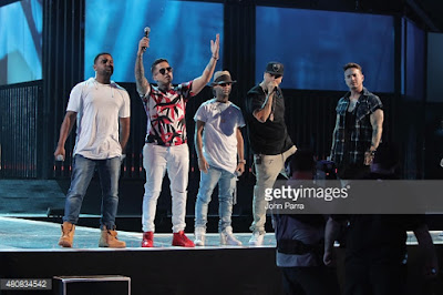 Noticia: Nicky Jam, J Balvin, Arcángel, De La Ghetto y Zion, los 5 en la misma tarima de los Premios Juventud