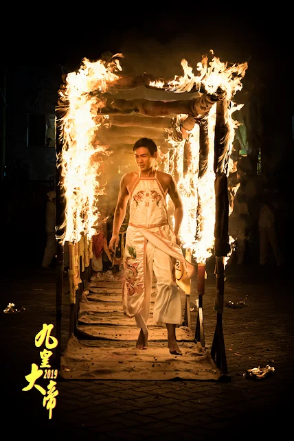 Crossing the Fire Gates (过火门) at Jinjang Nine Emperor Gods Festival 2019